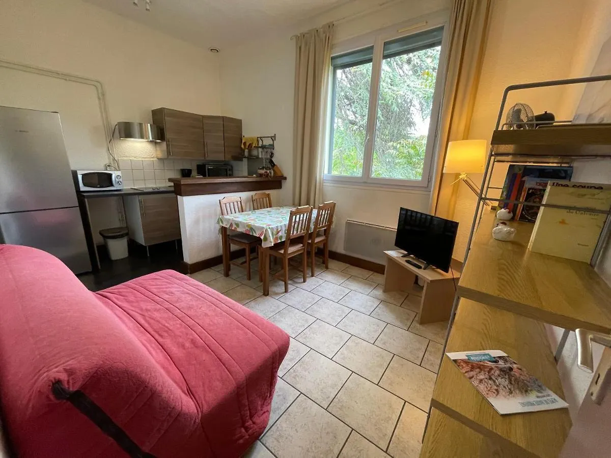 Apartment La Residence - N° 08 - T2 Classe** Greoux-les-Bains France