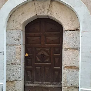 Logis De La Rose Hotel