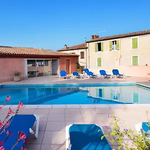 Les Colonnes Hotel